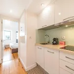 Guestready - Brilliant Flat Near S. Jorge Castle Apartman