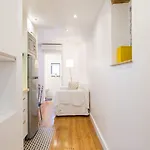 Guestready - Brilliant Flat Near S. Jorge Castle Lissabon