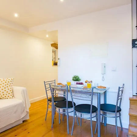 Joivy Cosy 1-bed Flat With Balcony In Alfama, Moments From The Port Apartment Lisbon