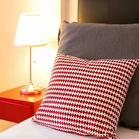 Joivy Cosy 1-bed Flat With Balcony In Alfama, Moments From The Port Apartment Lisbon