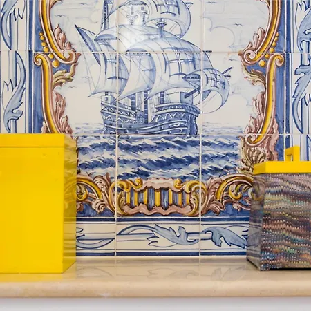 Joivy Cosy 1-bed Flat With Balcony In Alfama, Moments From The Port Appartamento