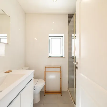 Guestready - Brilliant Flat Near S. Jorge Castle 리스본
